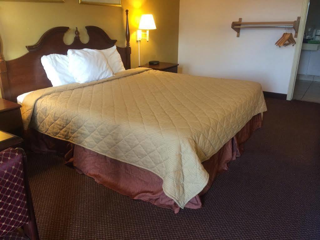 Days Inn By Wyndham Donalsonville Eksteriør billede